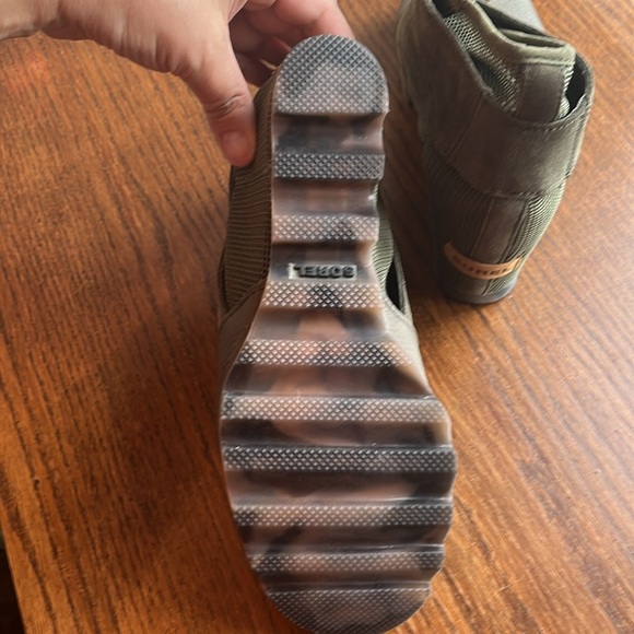 Sorel Joanie mesh wedge size 10.5 khaki green - Picture 4 of 6